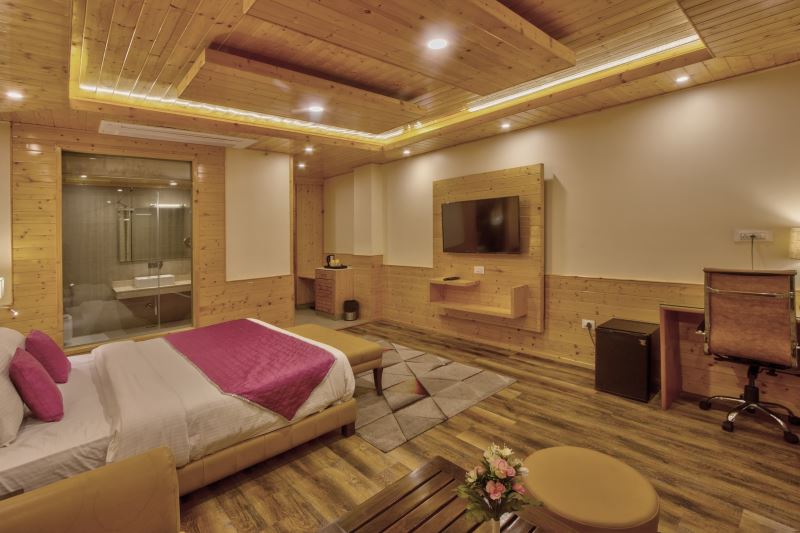 honeymoon villa - best room for honeymoon in manali